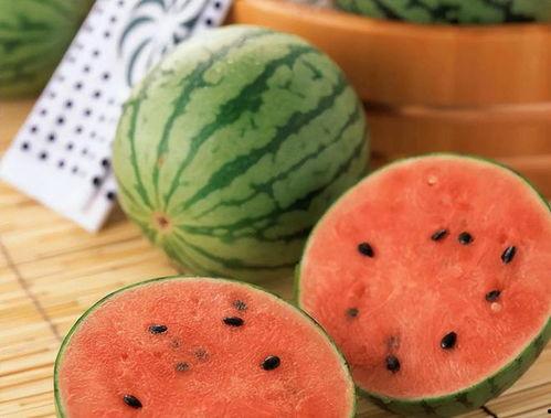 81万粉丝的网红吃瓜,81万粉丝网红揭秘娱乐圈吃瓜大事件 第3张 81万粉丝的网红吃瓜,81万粉丝网红揭秘娱乐圈吃瓜大事件 第3张